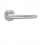 Poignes de porte sur rosaces rondes srie er22 elba - inox satin - bec de cane karcher design