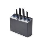 Lot 4 couteaux + 4 planches mod�le folio plus joseph joseph