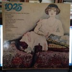 1925 : elle s'était fait couper les ch'veux, ramona, j'suis chipé, en douce, les jardin de l'alhambra, ... 1925 : elle s'était fait couper les ch'veux, ramona, j'suis chipé, en douce, les jardin de l'alhambra, ...