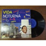 Botina estranha : nao consigo entender : adoro a dora ; silencio : minueto : teu olhar : nega : minha ...