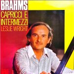 Brahms capricci e intermezzi par leslie wright, piano