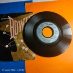 David bowie ‎– let's dance 45 rpm, single David bowie ‎– let's dance 45 rpm, single