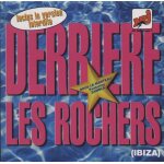 Derriere les rochers