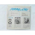 Sonny & cher   petit homme + 3   pochette avec erreur titre au verso