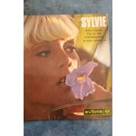 Sylvie vartan baby capone