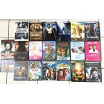 Gros lot vid�o 20 dvd compact disc styles diff�rents aventure jeunesse marvel. . .