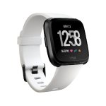 Montre connect�e fitbit versa blanc / noir