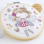 Kit broderie quand salom joue  la fe - un chat dans l'aiguille - un chat dans l'aiguille - mondial ...