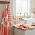 Lot office tablier torchon manique homard rose mt - mt - mondial tissus