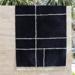 Tapis noir traits minimalistes �crus 120x180cm - mondial tissus