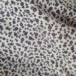 Tissu popeline coton chemise blanche fleurs marines - mondial tissus