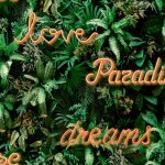 Good vibes papier peint neon letter with plants vert et orange