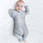 Love to dream couverture bb swaddle up transition suit tape 2m gris