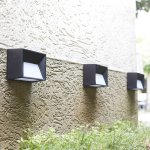 Luxform applique murale de jardin led solaire intelligente skye 15 lm
