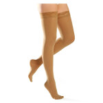 Sigvaris dynaven semi - opaque bas auto - fixants classe 2 normal taille m beige Sigvaris dynaven semi - opaque bas auto - fixants classe 2 normal taille m beige