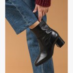 Boots judith