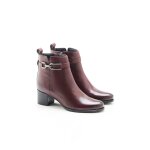 Boots avec boucle fantaisie