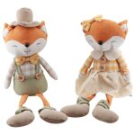 Chaks 13490, d�co grand renard assis en tissu avec noeud / chapeau assorti 43cm (x1)