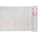 Santex 5668 - 20 - 30, chemin de table joyeux anniversaire coton m�tallis� blanc / rose gold