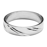 Alliance en argent rhodi� satin� 5mm et diamant�e 2 traits en biais