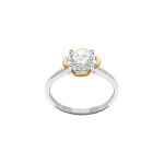 Bague en argent dor� rhodi� motif fleur oxyde blanc serti