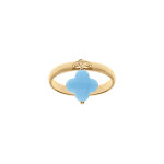 Bague en argent doré avec trèfle en verre facetté bleu ciel Bague en argent doré avec trèfle en verre facetté bleu ciel