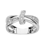 Bague en argent rhodi 2 brins croiss dont 1 en oxydes blancs sertis et relis par un noeud en oxydes ...