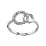 Bague en argent rhodi� 2 cercles entrelac�s dont 1 orn� d'oxydes blancs