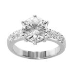 Bague en argent rhodi� solitaire en oxyde blanc serti 6 griffes et petit oxydes blancs sertis sur l'anneau ...