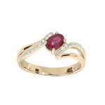 Bague en plaqué or brins torsadés avec oxyde rouge et rails d'oxydes blancs sertis Bague en plaqué or brins torsadés avec oxyde rouge et rails d'oxydes blancs sertis