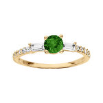 Bague en plaqu� or style alliance avec oxyde vert central et rail d'oxydes blancs sertis