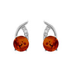 Boucles d'oreille tige en argent rhodi� avec pierre ronde d'ambre v�ritable plac�e en bas de chaque boucle. ...