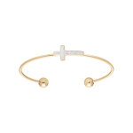 Bracelet jonc en acier et pvd jaune ouvert avec croix effet paillett blanc