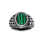 Chevalière en acier avec grosse pierre en malachite véritable Chevalière en acier avec grosse pierre en malachite véritable