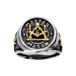 Bague en acier ronde motif franc - macon pvd doré et résine noire Bague en acier ronde motif franc - macon pvd doré et résine noire