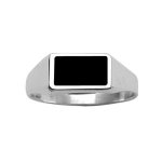 Chevalière en argent plateau rectangulaire 6mm x 11mm en onyx synthétique Chevalière en argent plateau rectangulaire 6mm x 11mm en onyx synthétique