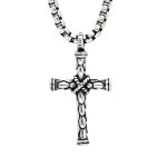 Collier en acier chaîne jaseron avec pendentif croix 55cm Collier en acier chaîne jaseron avec pendentif croix 55cm