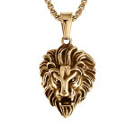 Collier en acier dor� pendentif t�te de lion patin� - 55cm