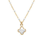 Collier en argent dor� avec boules en r�sine blanche et pendentif tr�fle en cristal blanc - 40 + 5cm
