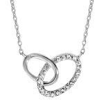 Collier en argent rhodié chaîne avec pendentif 2 anneaux ovales de taille différente emmaillés, 1 petit ... Collier en argent rhodié chaîne avec pendentif 2 anneaux ovales de taille différente emmaillés, 1 petit ...