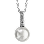 Collier en argent rhodi� cha�ne avec pendentif barrette d'oxydes blancs avec perle blanche de synth�se ...