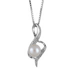 Collier en argent rhodi chane avec pendentif perle blanche de synthse dans une petite torsade orne ...