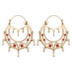 Créoles éthniques en plaqué or avec pierres rouges avec chaînette diamètre 45mm Créoles éthniques en plaqué or avec pierres rouges avec chaînette diamètre 45mm