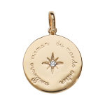 Pendentif en plaqué or médaille ronde gravée meilleure maman du monde entier avec oxyde blanc serti ... Pendentif en plaqué or médaille ronde gravée meilleure maman du monde entier avec oxyde blanc serti ...