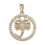 Pendentif en vermeil signe du zodiaque scorpion et contour d'oxydes blancs sertis