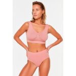 Brassière et culotte rose Brassière et culotte rose