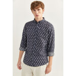 Chemise en lin bleu marine et écru Chemise en lin bleu marine et écru