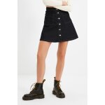 Jupe boutonn�e � poches