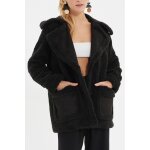 Manteau à poches en fourrure synthétique Manteau à poches en fourrure synthétique