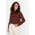 Pull en maille c�tel�e et tress�e